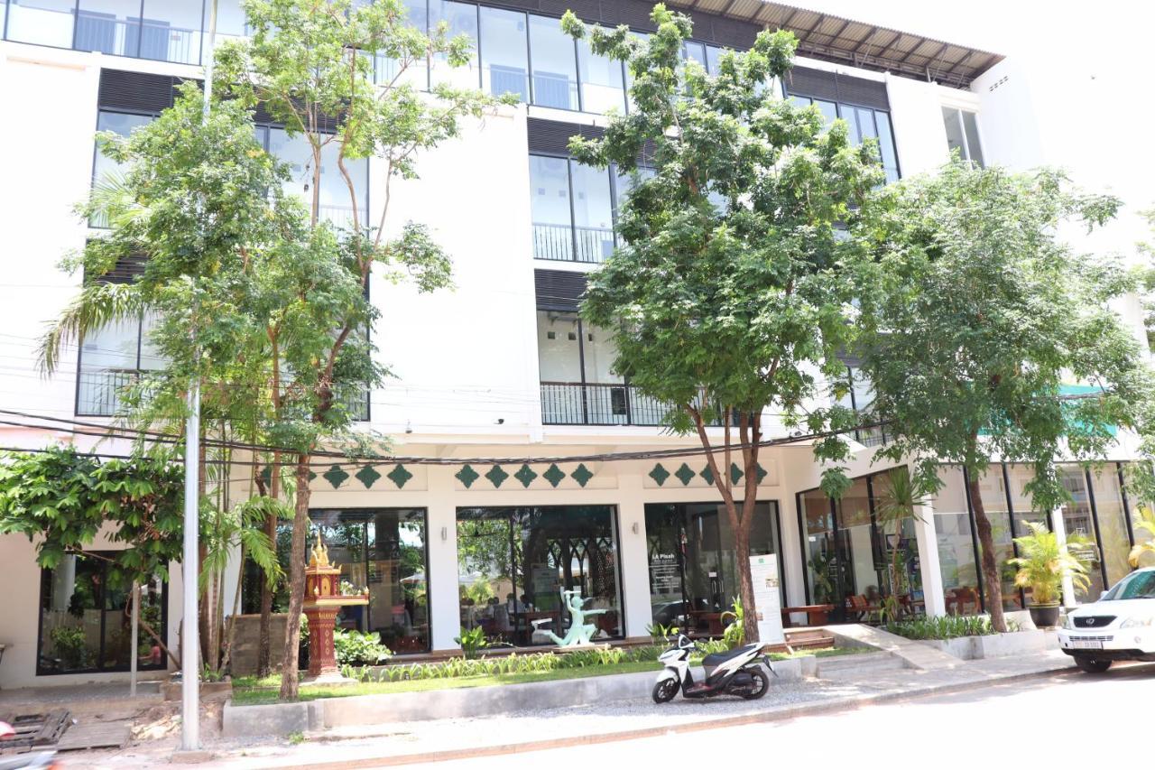 Hotel Landing Gold By Amatak Siem Reap Exterior foto